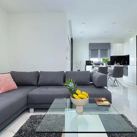 I Penthouse 1 Mit Whirlpool&dachterrasse * Zadar