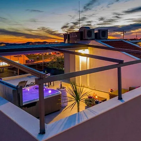 I Penthouse 1 Mit Whirlpool & Dachterrasse Apartmán